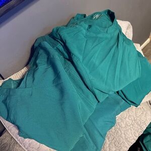 Bundle of hunter green scrub tops